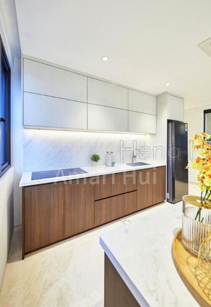 8 Bed Bungalow (Landed) for Sale in Lucky Hill - Image 5