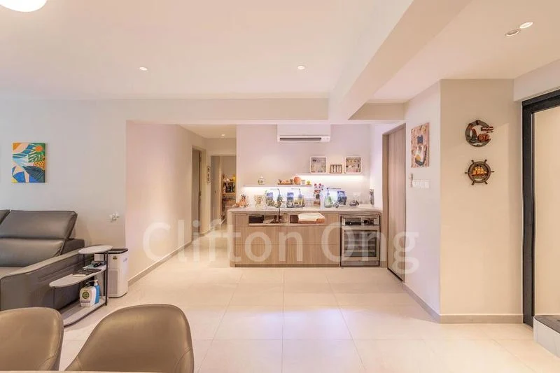 5 Room (5I) HDB for Sale in 414 Commonwealth Avenue West - Image 13