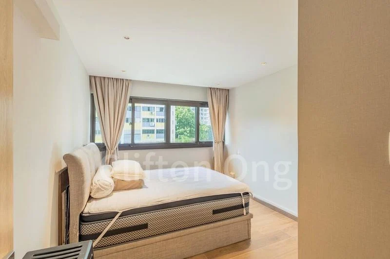 5 Room (5I) HDB for Sale in 414 Commonwealth Avenue West - Image 4