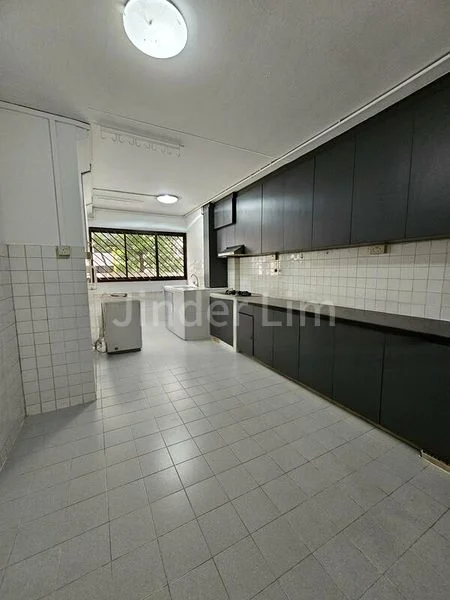 3 Room (3A) HDB for Sale in  806 Yishun Ring Road - Image 4