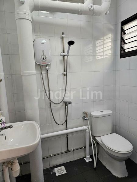 3 Room (3A) HDB for Sale in  806 Yishun Ring Road - Image 8