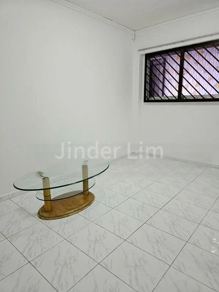3 Room (3A) HDB for Sale in  806 Yishun Ring Road - Image 3