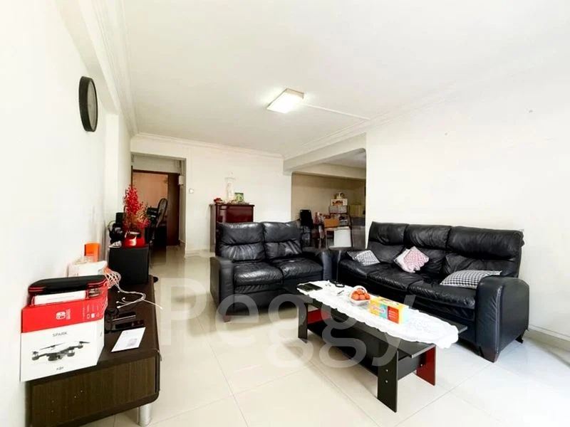 5 Room (5STD) HDB for Rent in  114 Depot Road - Image 2