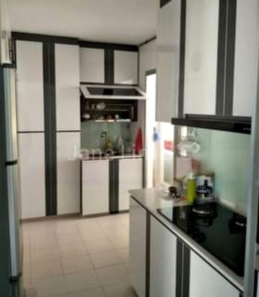 Common Room (HDB) for Rent in 312C Clementi Avenue 4 - Image 2