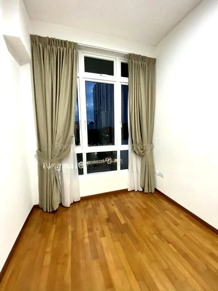 3 Bed Apartment (Condo) for Sale in  Ritz @ Farrer - Image 17