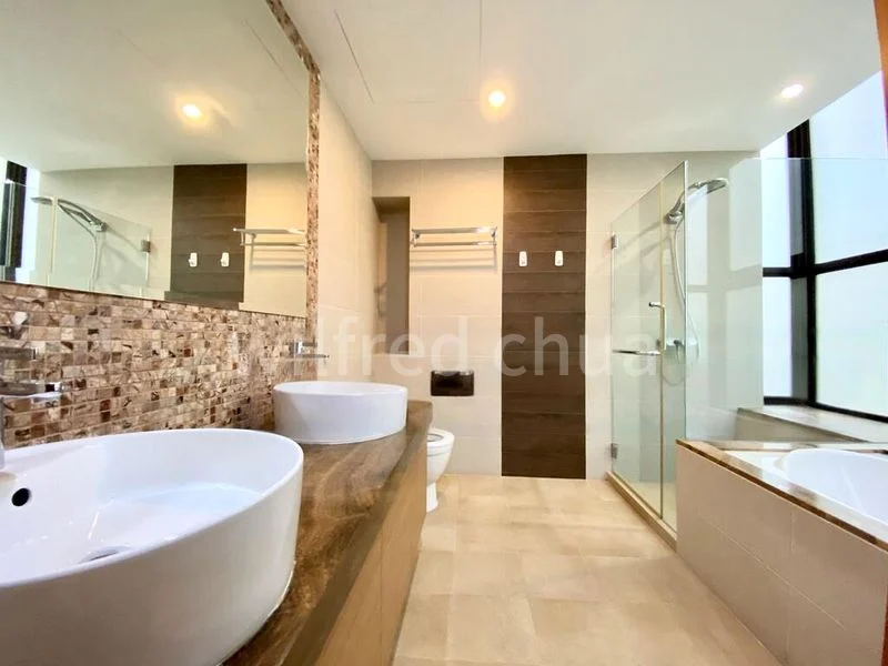 5 Bed Bungalow (Landed) for Rent in Lornie 18 - Image 8