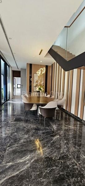 5 Bed Corner Terrace (Landed) for Sale in  Mount Rosie Road - Image 4