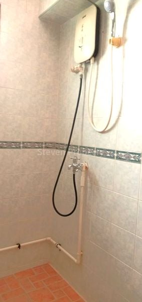 Common Room (HDB) for Rent in  419 Canberra Road - Image 3