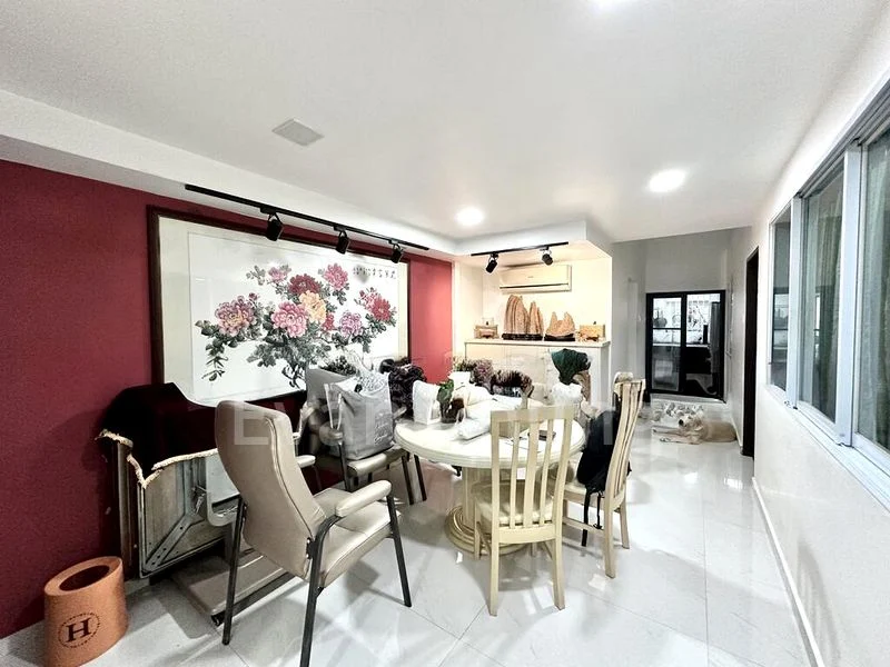 5 Bed Terraced House (Landed) for Sale in  Sembawang Hills Estate - Image 15