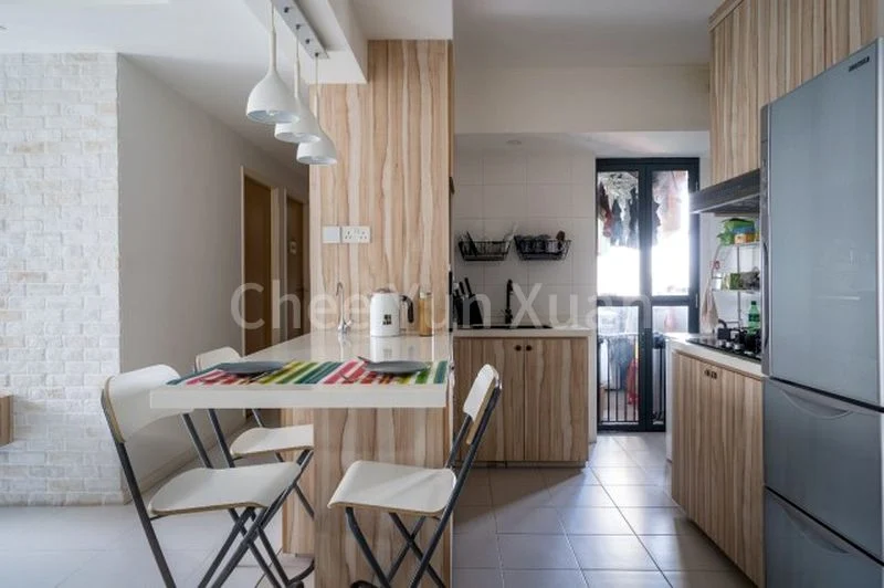 4 Room (4A) HDB for Sale in  90 Dawson Road - Image 2