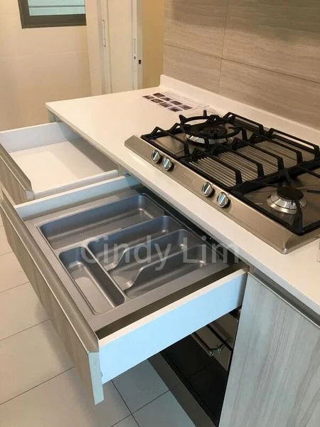 4 Bed Condo for Rent in The Glades - Image 9