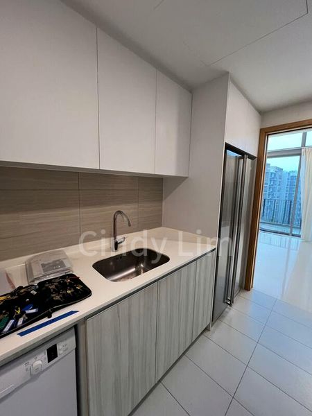 4 Bed Condo for Rent in The Glades - Image 10