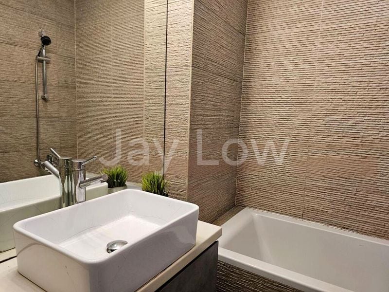 Room (Condo) for Rent in  Eastpoint Green - Image 6