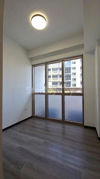 2 Bed Condo for Rent in  Pasir Ris Drive 8 - Image 5