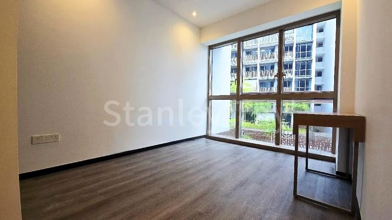 2 Bed Condo for Rent in  Pasir Ris Drive 8 - Image 4