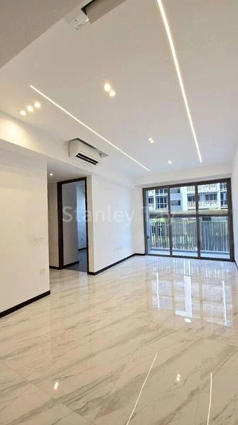 2 Bed Condo for Rent in  Pasir Ris Drive 8 - Image 2