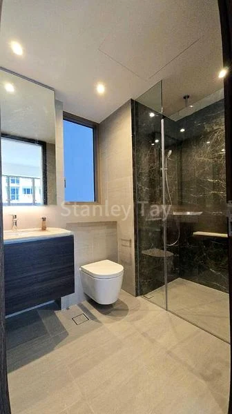 2 Bed Condo for Rent in  Pasir Ris Drive 8 - Image 9