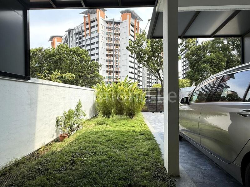 4 Bed Terraced House (Landed) for Sale in  Rivervale Drive - Image 3