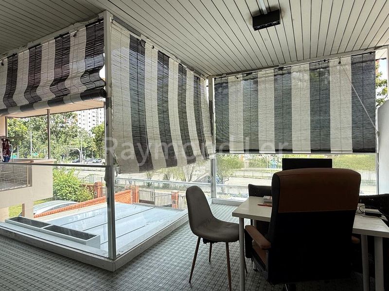 4 Bed Terraced House (Landed) for Sale in  Rivervale Drive - Image 10