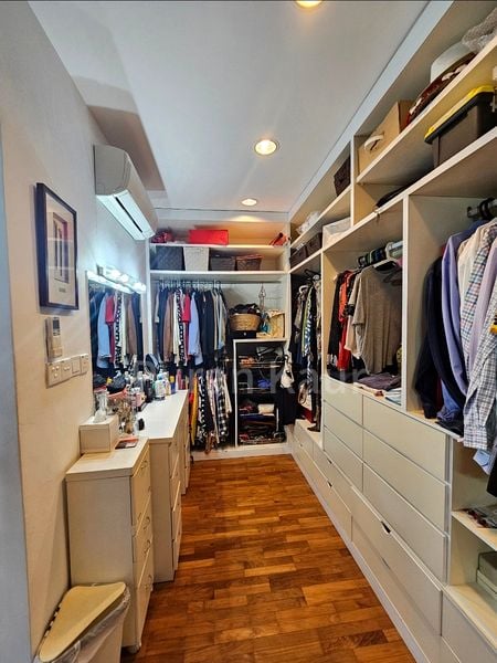 7 Bed Semi-Detached House (Landed) for Sale in  Eastwood Road - Image 10