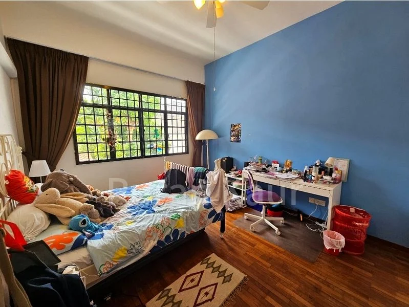 7 Bed Semi-Detached House (Landed) for Sale in  Eastwood Road - Image 14