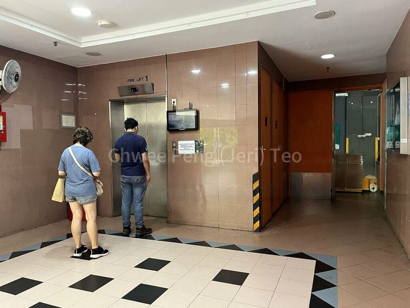 Light Industrial (B1) for Sale: Lam Soon Industrial Building - Image 9