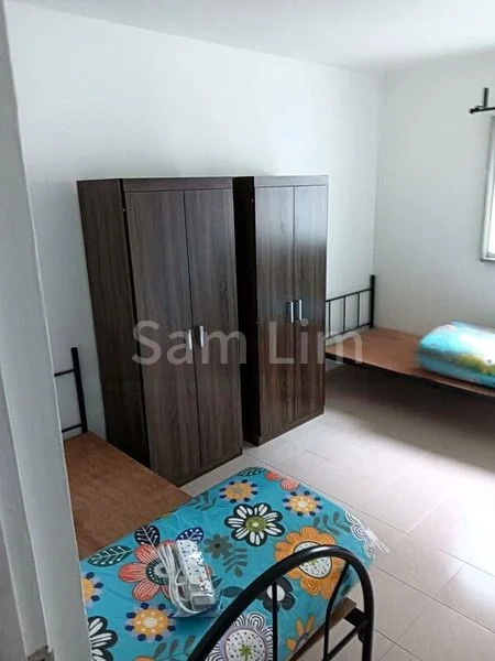 Master Room (HDB) for Rent in 318 Bukit Batok Street 32 - Image 2