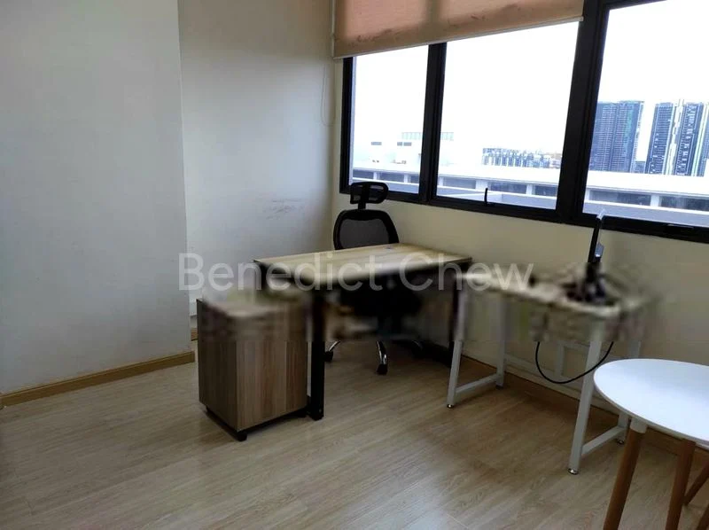 Light Industrial (B1) for Sale: Tradehub 21 - Image 1