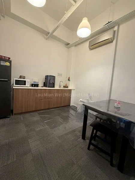 Factory / Workshop (B2) for Rent: 10 Lorong Bakar Batu - Image 1
