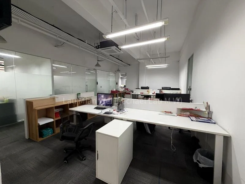 Factory / Workshop (B2) for Rent: 10 Lorong Bakar Batu - Image 11