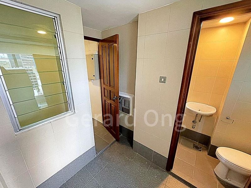 3 Bed Condo for Rent in Hullet Rise - Image 4