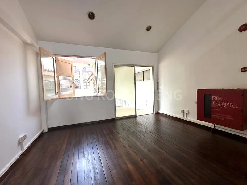 Shop / Shophouse for Rent: North Bridge Road - Image 3