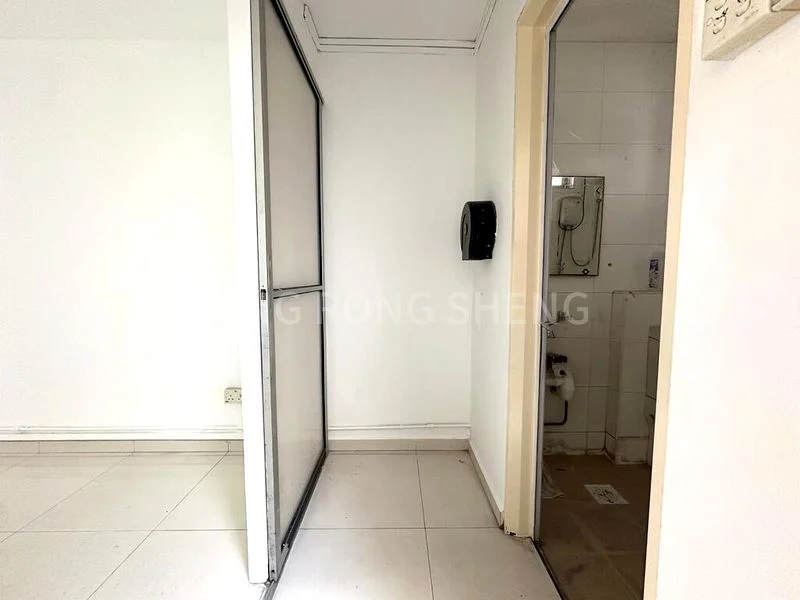 Shop / Shophouse for Rent: North Bridge Road - Image 9