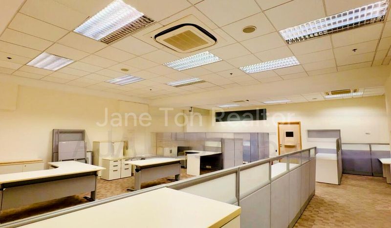 Light Industrial (B1) for Rent: Car Showroom @ Toa Payoh - Various Spaces Available - Image 2