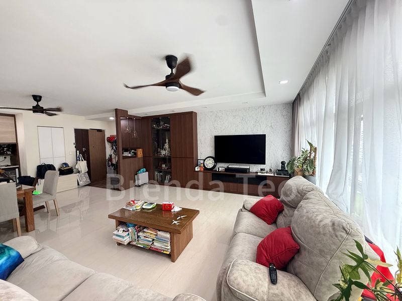 5 Room (5I) HDB for Sale in  453A Bukit Batok West Avenue 6 - Image 3