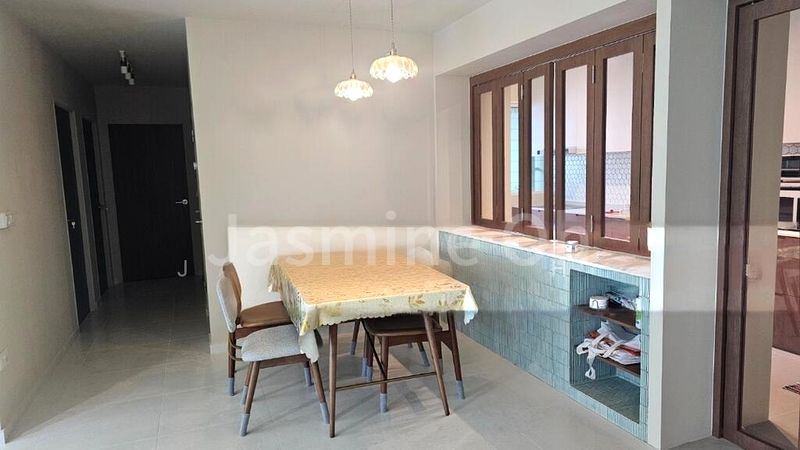 Common Room (HDB) for Rent in  661C Edgedale Plains - Image 5