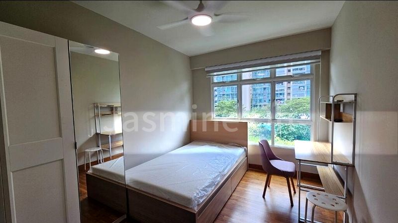 Common Room (HDB) for Rent in  661C Edgedale Plains - Image 3