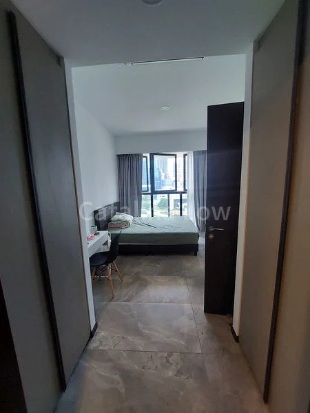 2 Bed Apartment (Condo) for Rent in  One Pearl Bank - Image 4