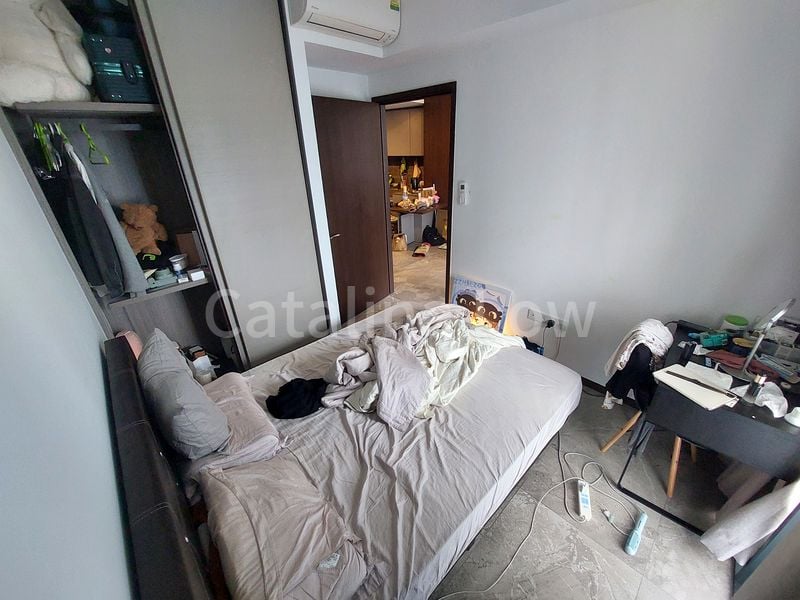 2 Bed Apartment (Condo) for Rent in  One Pearl Bank - Image 5