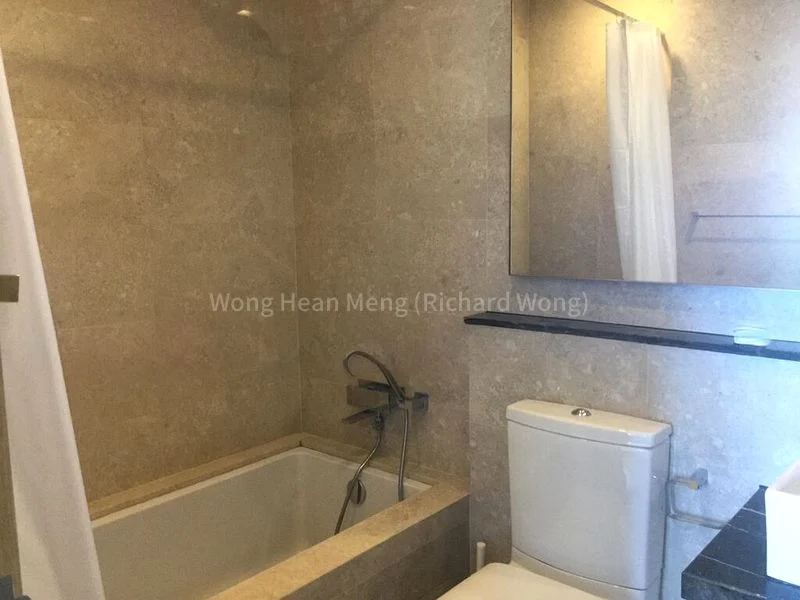 2 Bed Condo for Sale in  Marina Bay Residences - Image 9