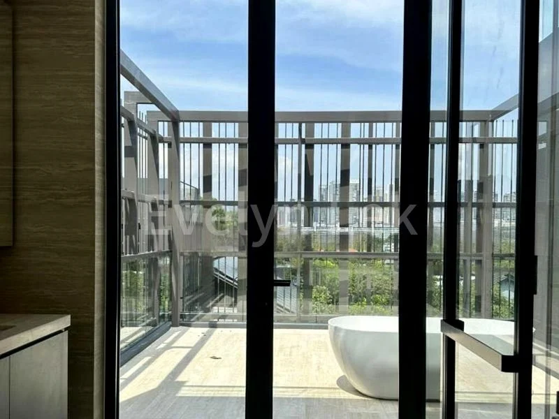 5 Bed Bungalow (Landed) for Sale in Clementi Park - Image 7