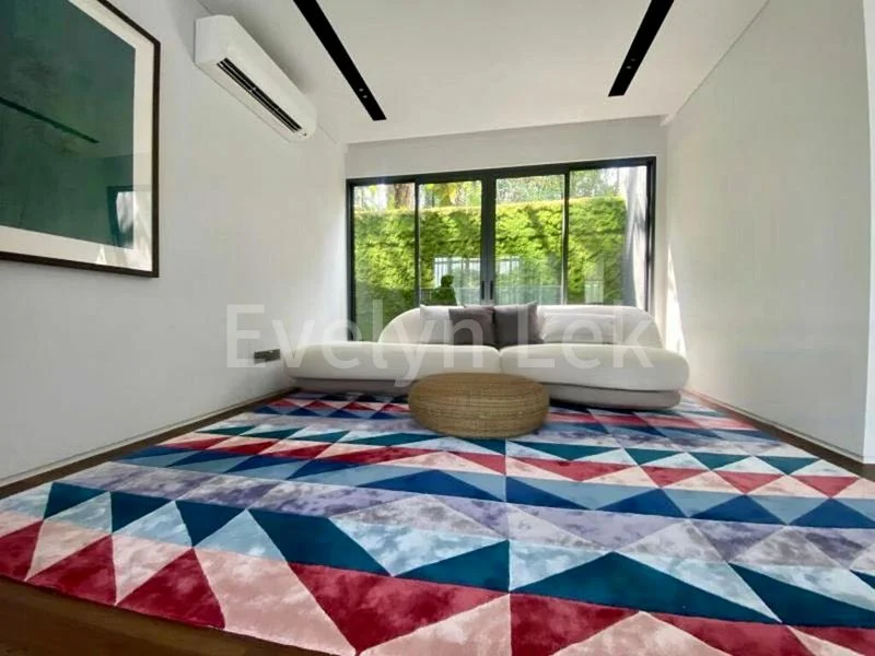 5 Bed Bungalow (Landed) for Sale in Clementi Park - Image 3