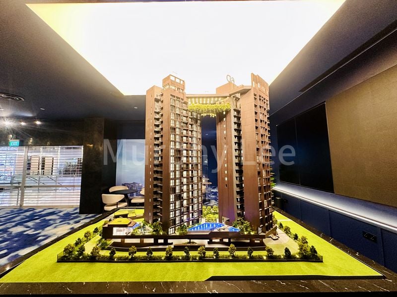 3 Bed Condo for Sale in Arina East Residences - Image 1