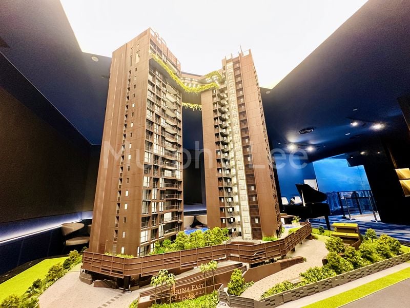 3 Bed Condo for Sale in Arina East Residences - Image 9