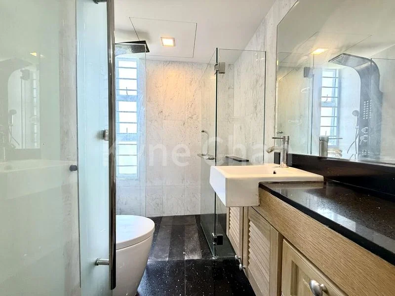 Master Room (Condo) for Rent in Pandan Valley - Image 5