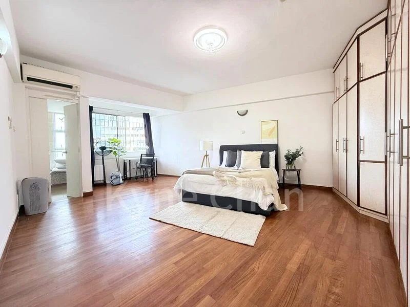 Master Room (Condo) for Rent in Pandan Valley - Image 1