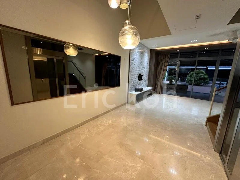 5 Bed Cluster House (Landed) for Rent in  Belgravia Villas - Image 13