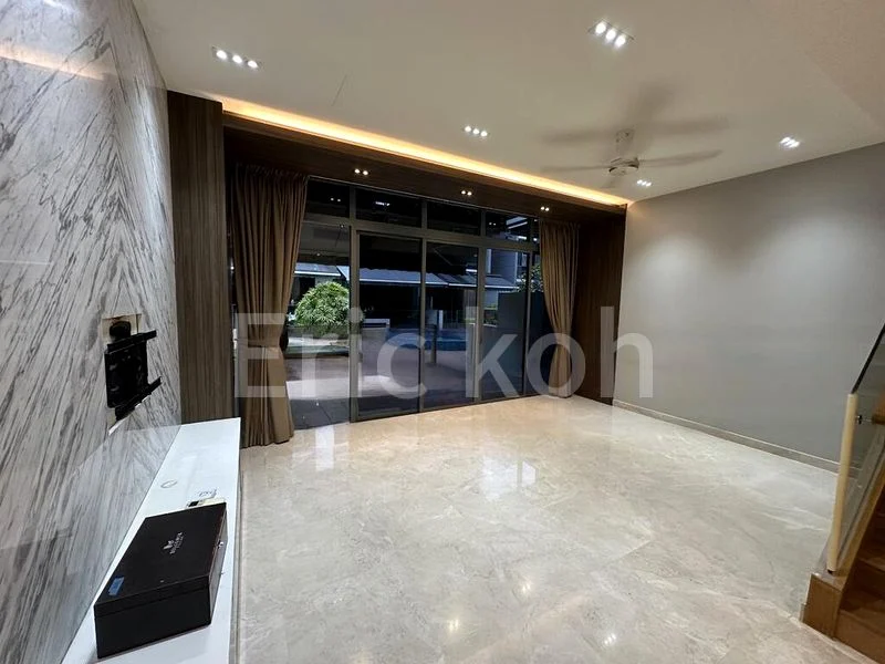5 Bed Cluster House (Landed) for Rent in  Belgravia Villas - Image 8