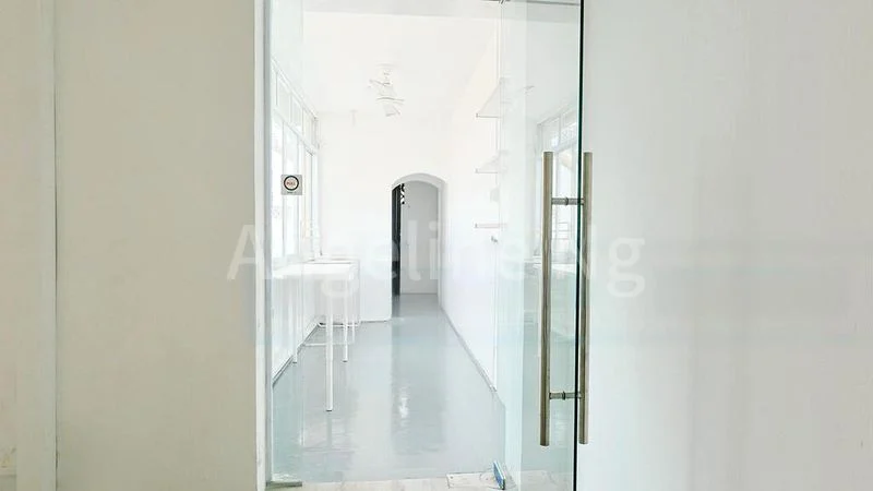 Shop / Shophouse for Rent: Kreta Ayer Office Shophouse For Rent - Image 3