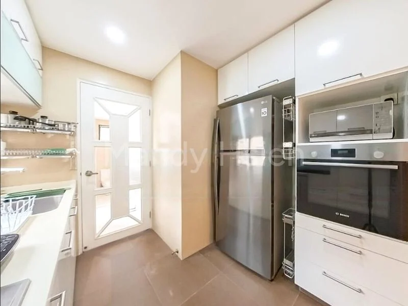 Common Room (Condo) for Rent in Heritage View - Image 8